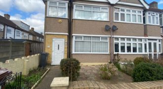 3 Bedroom end of terrace house, Mount Road, Dagenham, RM8